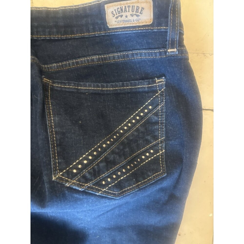 Levi womens jeans Signature size misses 16 medium mid rise bootcut